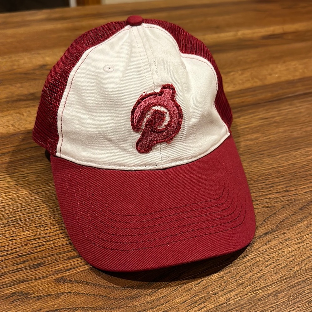 Peloton women’s hat. NWT. Never worn, in bag.